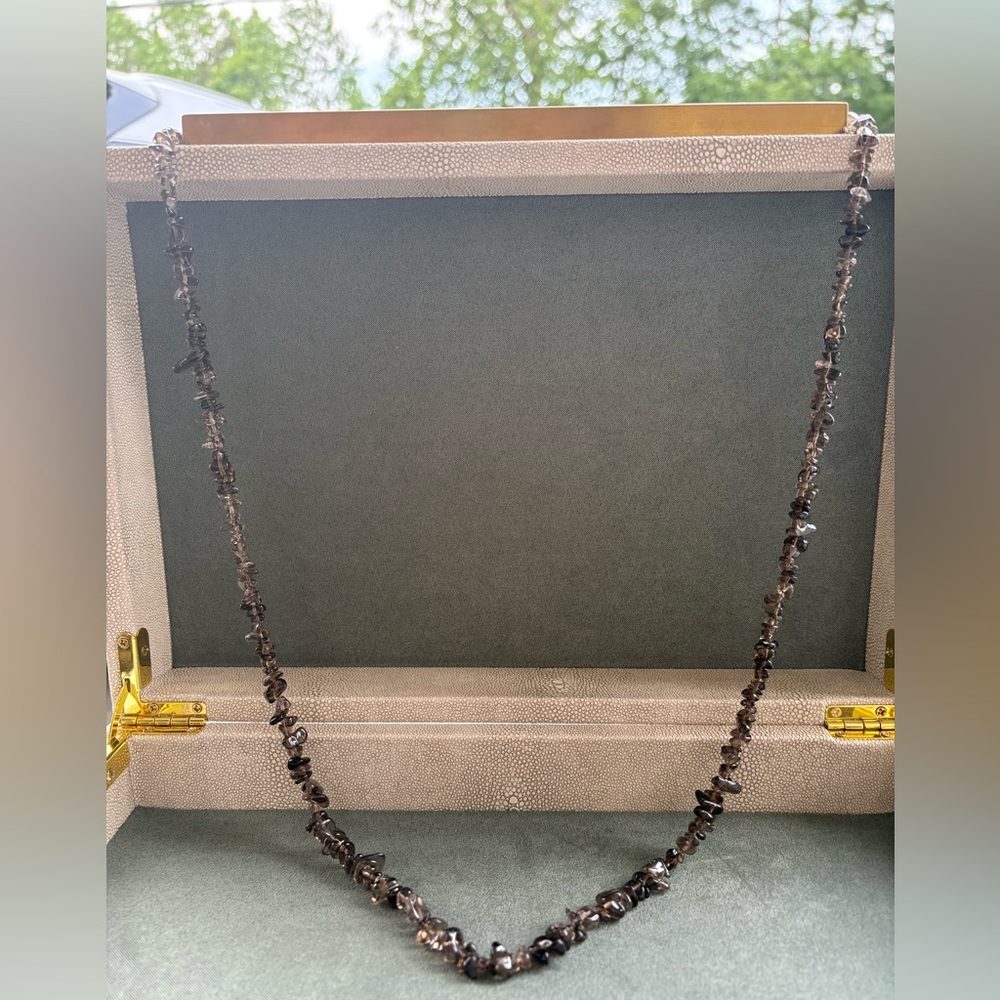 Elegant Brown Beaded Necklace - Picture 7 of 11